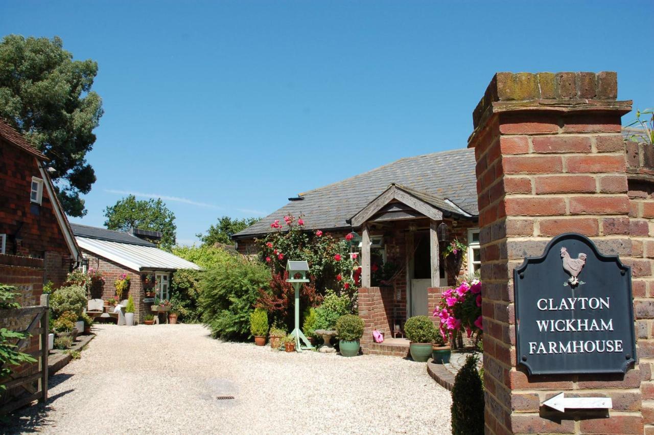 Clayton Wickham Farmhouse Acomodação com café da manhã Hurstpierpoint Exterior foto